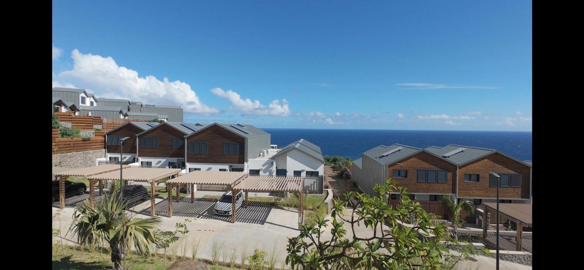 Le Reve Bleu Grand Anse Lejlighed Petite Île Eksteriør billede